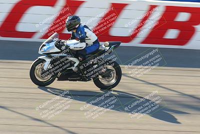 media/Jan-21-2022-Fastrack Riders (Fri) [[90b5309cc6]]/Level 1/Session 1 Front Straight/